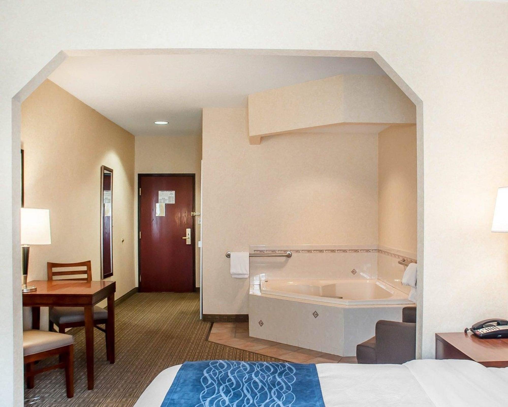 Comfort Inn & Suites Гамберґ Екстер'єр фото